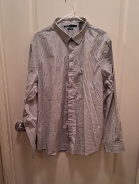 Perry Ellis Men's Light Gray Pinstripe Dress Shirt